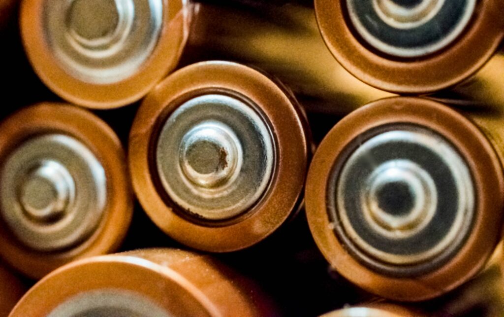 milieubijdragen voor batterijen en elektronische apparaten