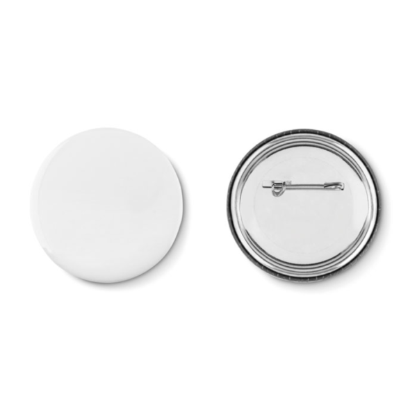 Gadget with logo PIN Pin button with paper inlay. Ø5,8 CM. Minimum order quantity 25 pieces. For unprinted orders the item comes unassembled. Available color: Matt Silver Dimensions: Ø6 CM Diameter: 6 cm Volume: 0.033 cdm3 Gross Weight: 0.011 kg Net Weight: 0.01 kg Magnus Business Gifts is your partner for merchandising, gadgets or unique business gifts since 1967. Certified with Ecovadis gold!