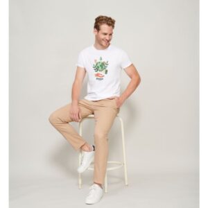 T-shirt with logo Epic Unisex T-shirt with logo in organic cotton, ribbed collar, round neck and modern fit, tubular knit. Fabric details 140g/m², single jersey 100% organically grown cotton. OEKO-TEX.  Depending on the surface we can use embroidery, engraving, 360° imprint or screen print.