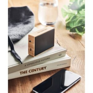 Audio gadget with logo Solar speaker Audio gadget with logo 5.0 wireless 3W solar powered speaker with bamboo casing. 1 Rechargeable Li-Ion 500 mAh battery. Playing time approx. 4h. Bamboo is a natural product, there may be slight variations in colour and size per item. Magnus Business Gifts is your partner for merchandising, gadgets or unique business gifts since 1967. Certified with Ecovadis gold!