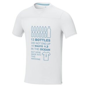 GRS Recycled Shirt With Artwork & Logo The Borax short sleeve men's cool fit t-shirt is the perfect blend of style, sustainability, and sporty performance. Made from 90% GRS certified recycled materials, blended with elastane to ensure stretch and comfort with a fabric weight of 160 g/m². The cool-fit finish helps keeping cool and dry. The GRS certification ensures a 100% certified supply chain from raw material to our printing techniques, making this garment an eco-friendly choice. Mesh with cool fit finish of 90% GRS certified recycled polyester and 10% Elastane, 160 g/m2. Magnus Business Gifts is your partner for merchandising, gadgets or unique business gifts since 1967. Certified with Ecovadis gold!