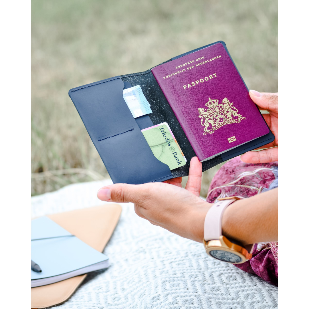 Recycled Leather Passport Holder Passport Case
